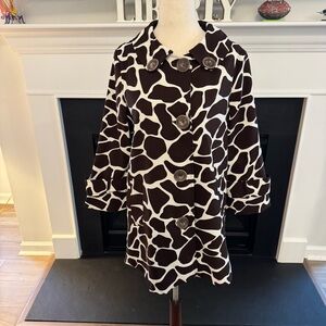 Soulmates Brown & Ivory Giraffe Print Button-Front Swing Coat – Size M